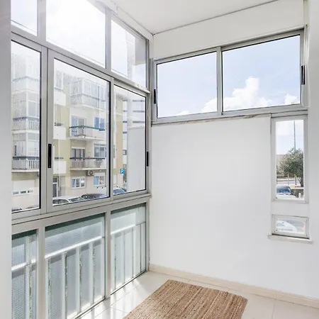 Luz & Mar At Coastal Oeiras